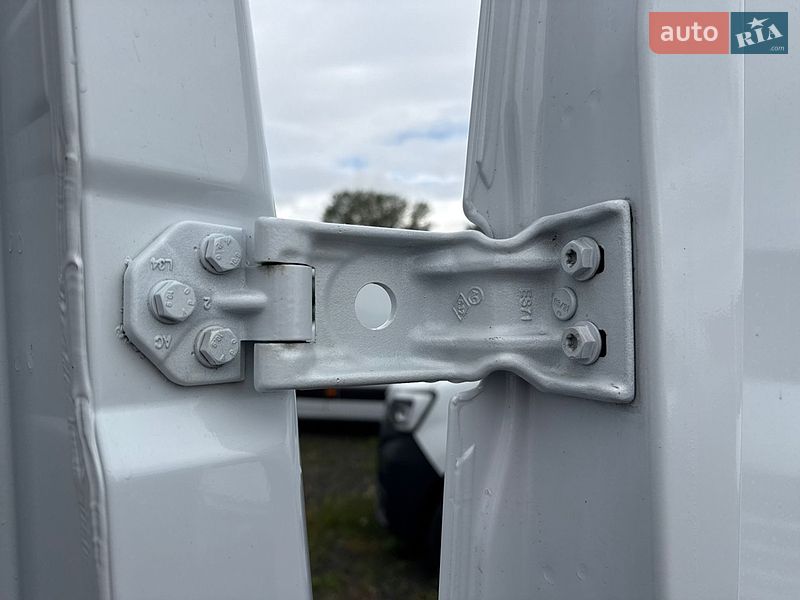 Грузовой фургон Renault Master 2021 в Луцке