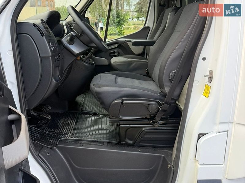 Тентований Renault Master 2019 в Дубні