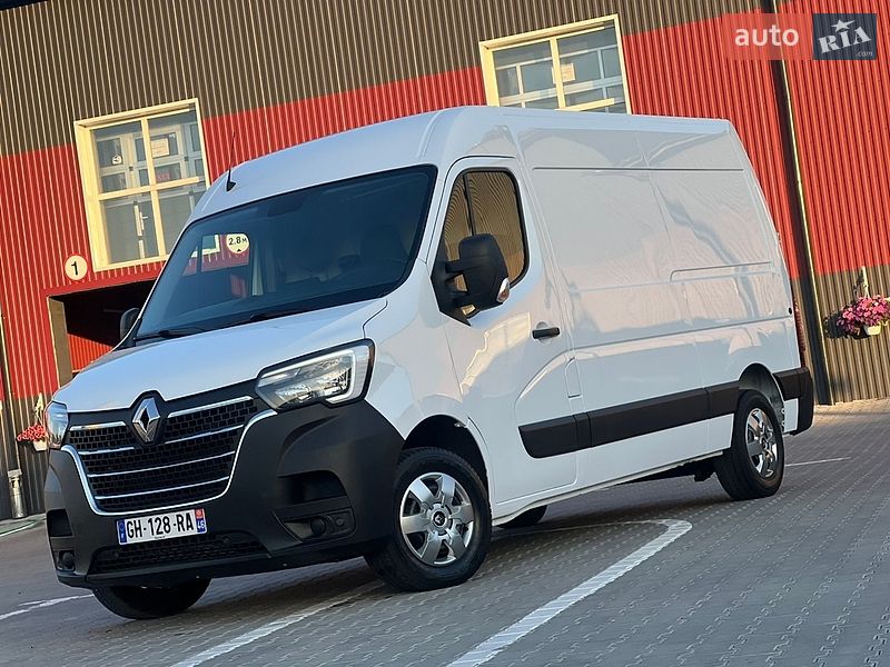 Вантажний фургон Renault Master 2022 в Дубні