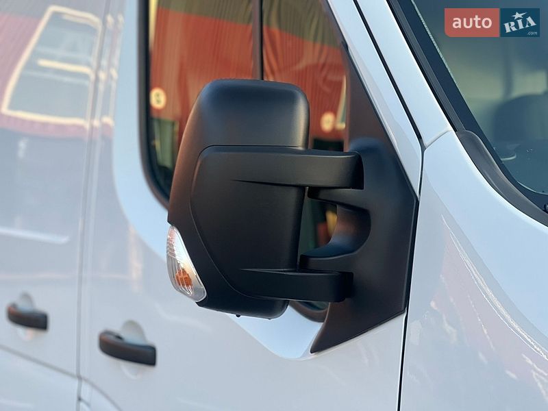 Вантажний фургон Renault Master 2022 в Дубні