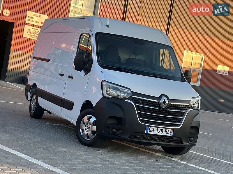 Вантажний фургон Renault Master 2022 в Дубні