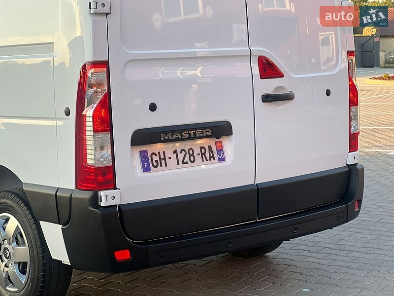 Вантажний фургон Renault Master 2022 в Дубні