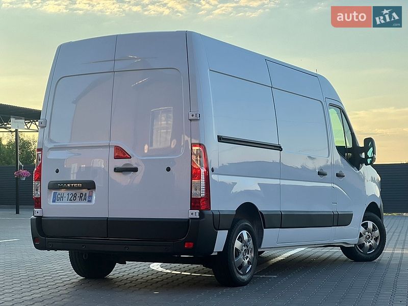 Вантажний фургон Renault Master 2022 в Дубні