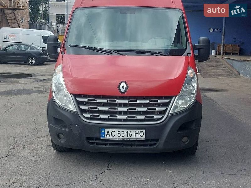 Вантажний фургон Renault Master 2013 в Луцьку