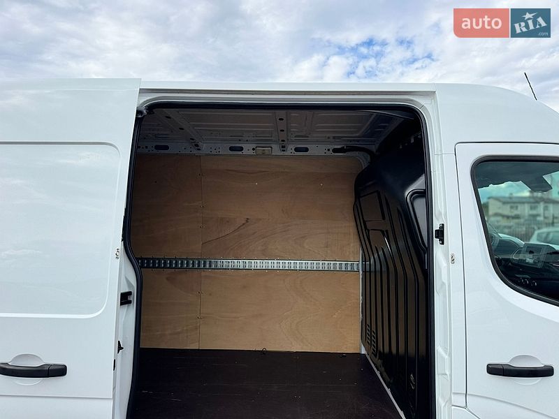 Грузовой фургон Renault Master 2021 в Киеве