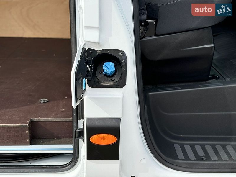 Грузовой фургон Renault Master 2021 в Киеве