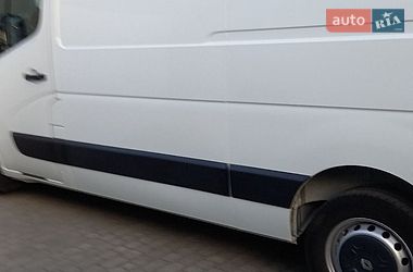 Вантажний фургон Renault Master 2017 в Львові