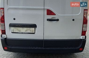 Вантажний фургон Renault Master 2017 в Львові