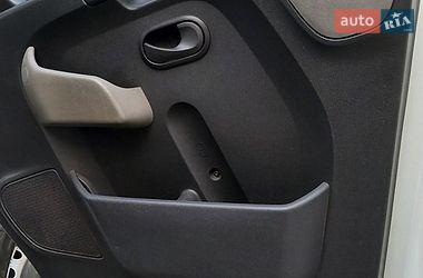 Вантажний фургон Renault Master 2017 в Львові