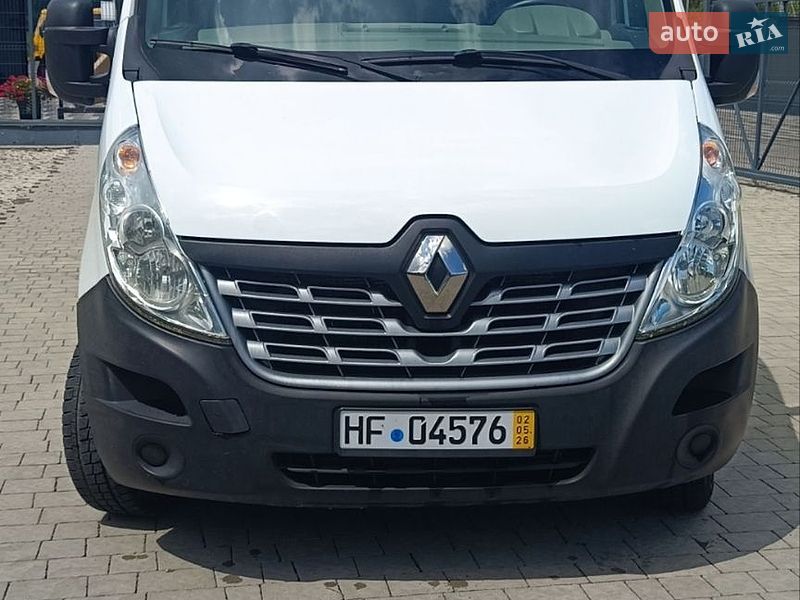 Грузовой фургон Renault Master 2016 в Бартатовом
