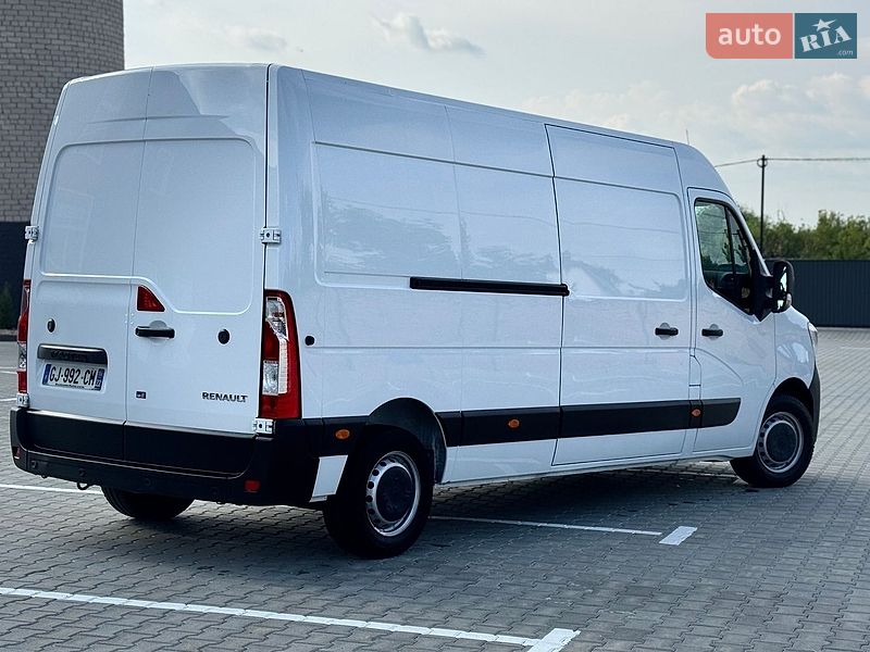 Вантажний фургон Renault Master 2023 в Дубні