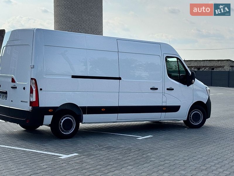 Вантажний фургон Renault Master 2023 в Дубні