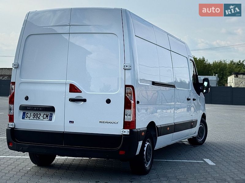 Вантажний фургон Renault Master 2023 в Дубні