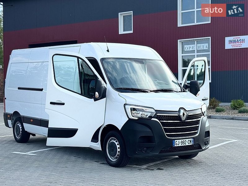 Вантажний фургон Renault Master 2023 в Дубні