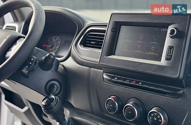 Вантажний фургон Renault Master 2023 в Дубні