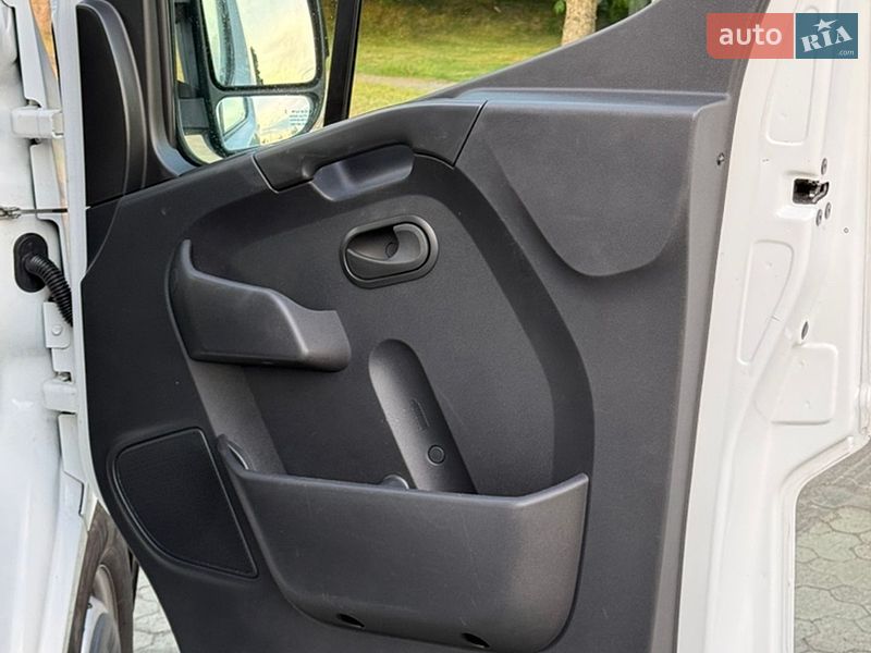 Грузовой фургон Renault Master 2020 в Дубно фото 32 Грузовой фургон Renault Master 2020 в Дубно