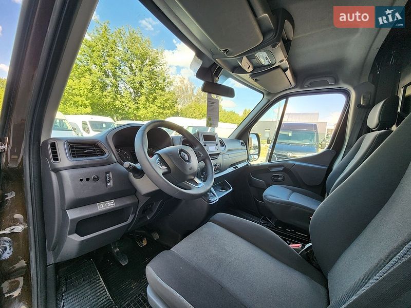 Вантажний фургон Renault Master 2020 в Дубні