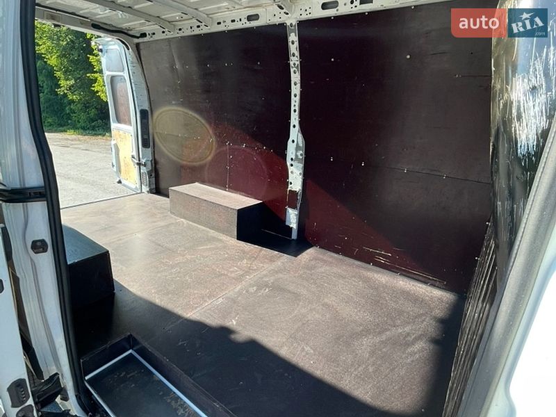 Грузовой фургон Renault Master 2016 в Корце фото 20 Грузовой фургон Renault Master 2016 в Корце