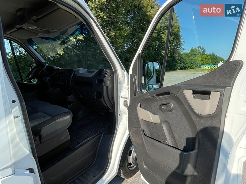 Грузовой фургон Renault Master 2016 в Корце фото 26 Грузовой фургон Renault Master 2016 в Корце