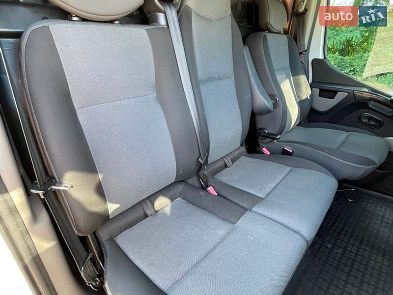 Грузовой фургон Renault Master 2016 в Корце фото 28 Грузовой фургон Renault Master 2016 в Корце