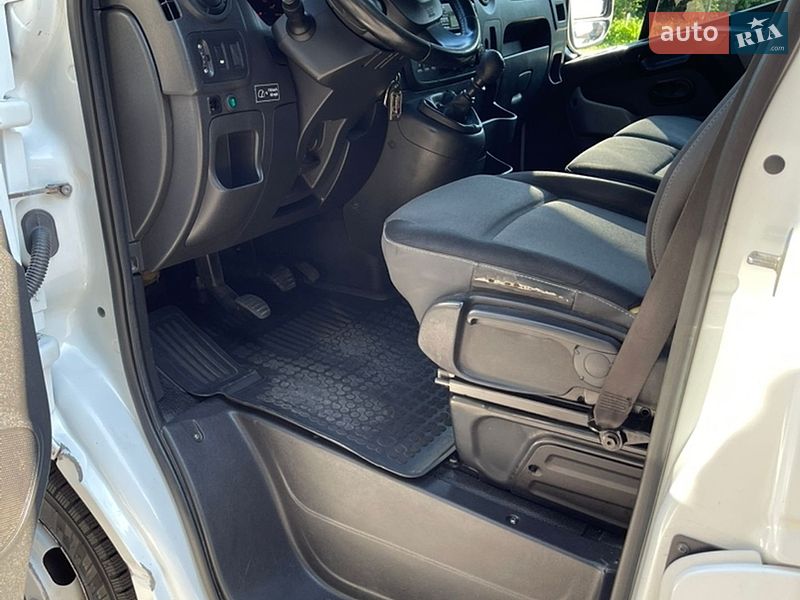 Грузовой фургон Renault Master 2016 в Корце фото 35 Грузовой фургон Renault Master 2016 в Корце