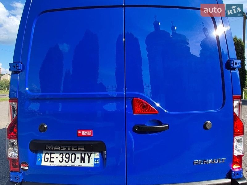 Грузовой фургон Renault Master 2022 в Дубно