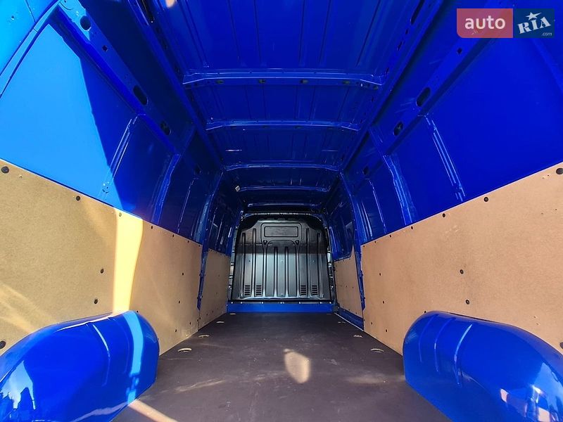 Грузовой фургон Renault Master 2022 в Дубно