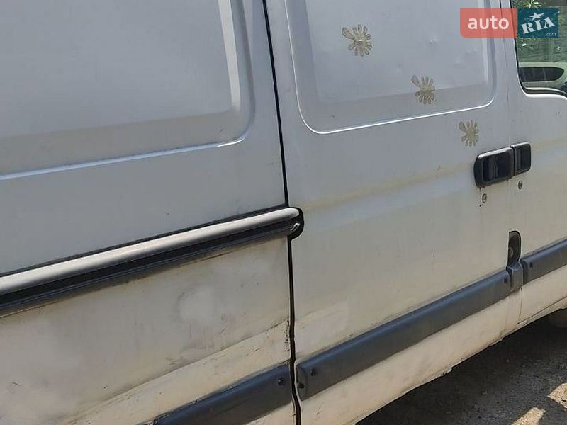 Минивэн Renault Master 2000 в Буче