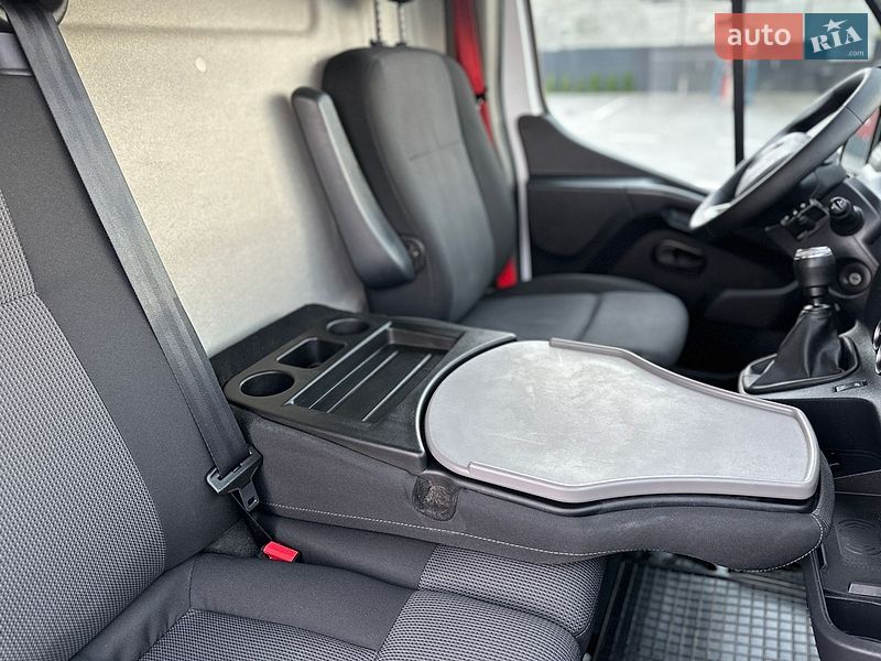 Грузовой фургон Renault Master 2022 в Дубно фото 45 Грузовой фургон Renault Master 2022 в Дубно