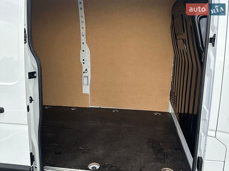 Грузовой фургон Renault Master 2022 в Дубно фото 55 Грузовой фургон Renault Master 2022 в Дубно