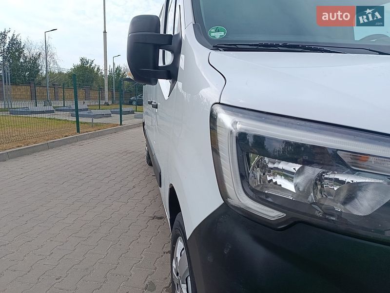 Вантажний фургон Renault Master 2022 в Дубні