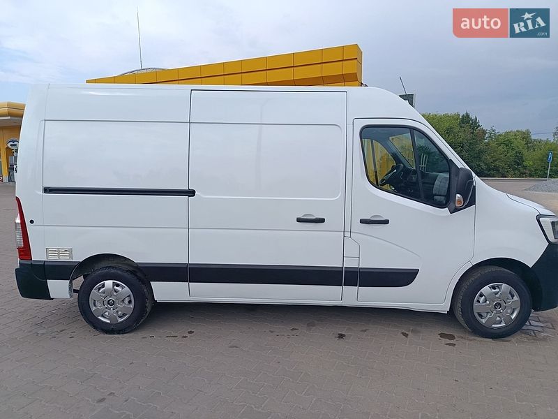 Вантажний фургон Renault Master 2022 в Дубні