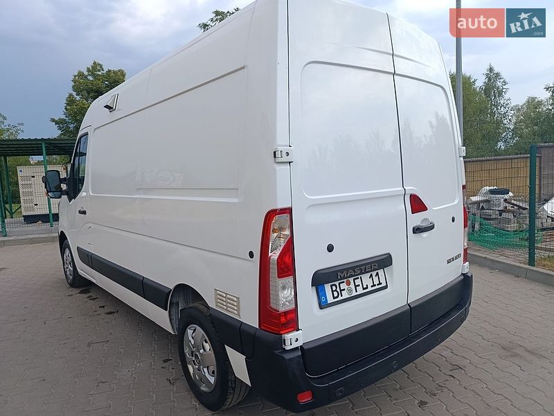 Вантажний фургон Renault Master 2022 в Дубні