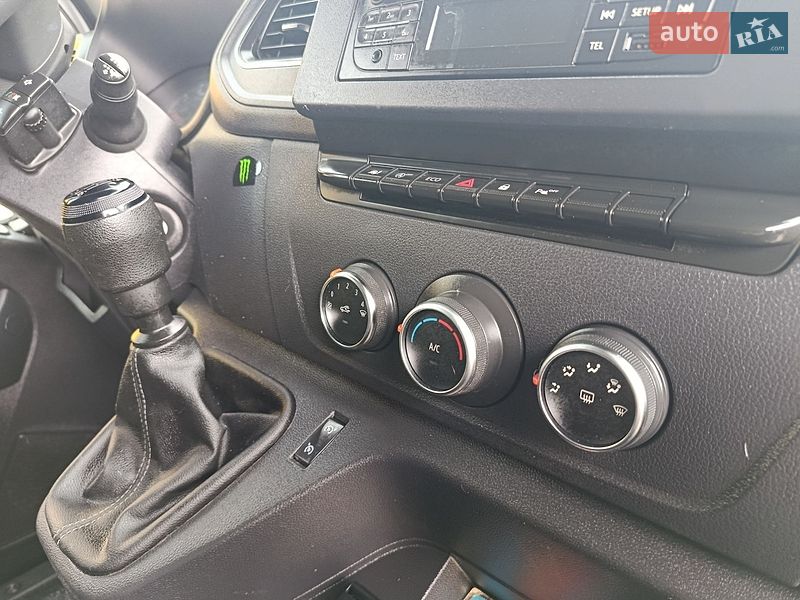 Вантажний фургон Renault Master 2022 в Дубні