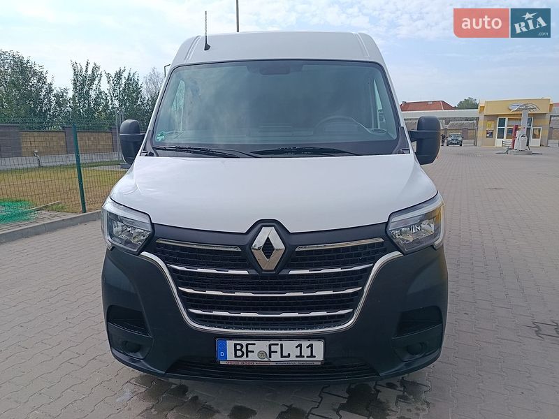 Вантажний фургон Renault Master 2022 в Дубні