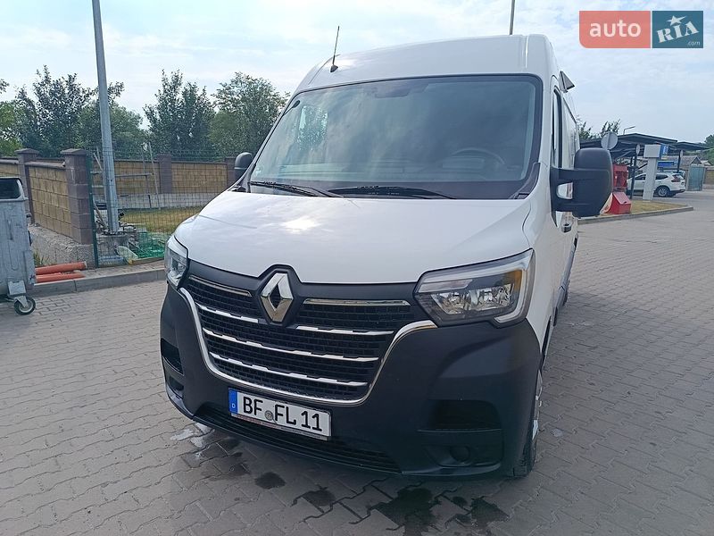 Вантажний фургон Renault Master 2022 в Дубні