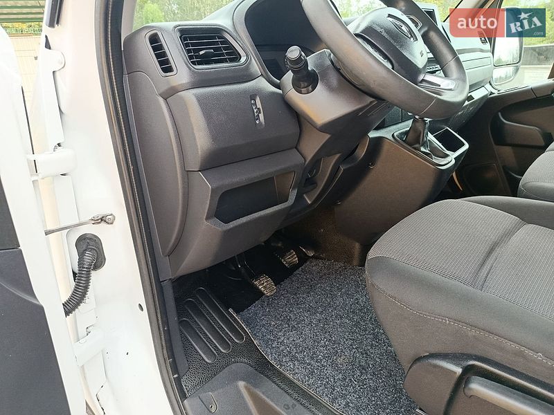 Вантажний фургон Renault Master 2022 в Дубні
