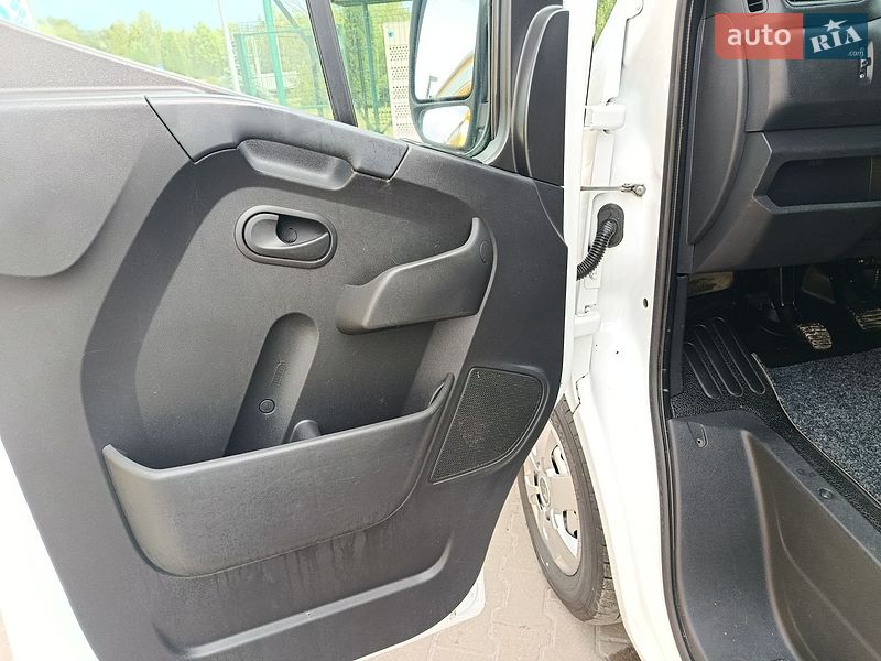 Вантажний фургон Renault Master 2022 в Дубні