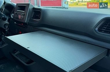 Вантажний фургон Renault Master 2021 в Луцьку