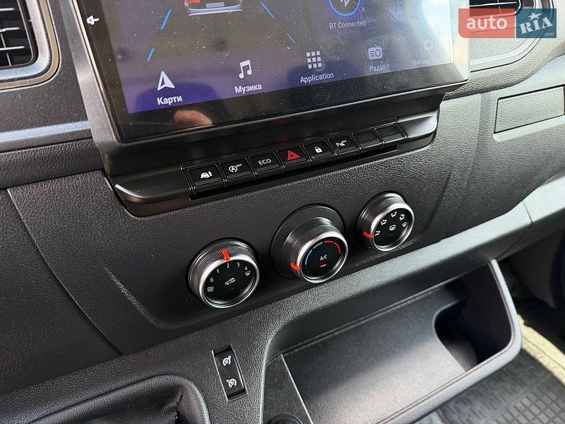 Вантажний фургон Renault Master 2021 в Дніпрі