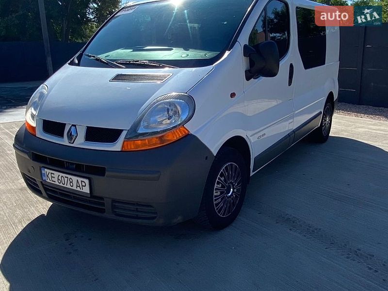 Мінівен Renault Master 2005 в П'ятихатках