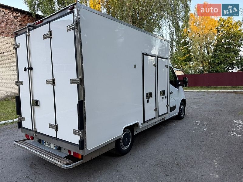 Рефрижератор Renault Master 2016 в Корце