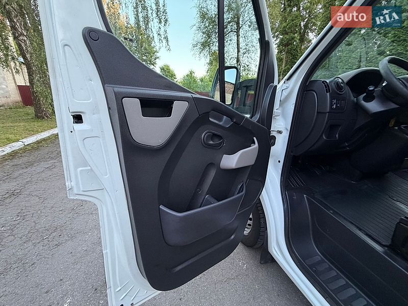 Рефрижератор Renault Master 2016 в Корце