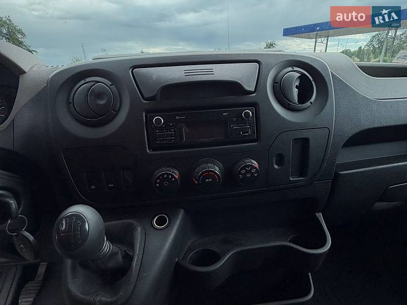 Грузовой фургон Renault Master 2016 в Киеве