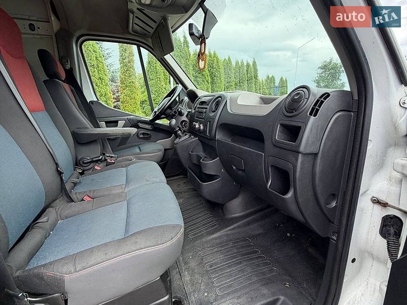 Грузовой фургон Renault Master 2016 в Киеве