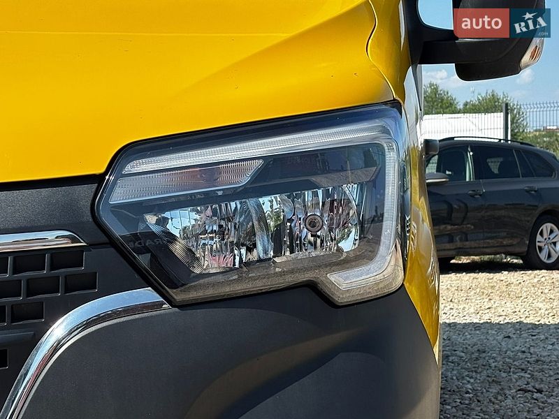 Микроавтобус грузовой (до 3,5т) Renault Master 2021 в Львове