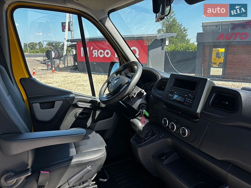 Микроавтобус грузовой (до 3,5т) Renault Master 2021 в Львове