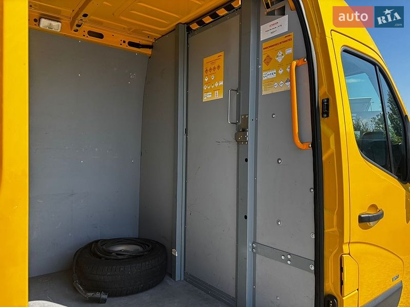 Микроавтобус грузовой (до 3,5т) Renault Master 2021 в Львове