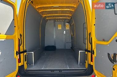 Микроавтобус грузовой (до 3,5т) Renault Master 2021 в Львове