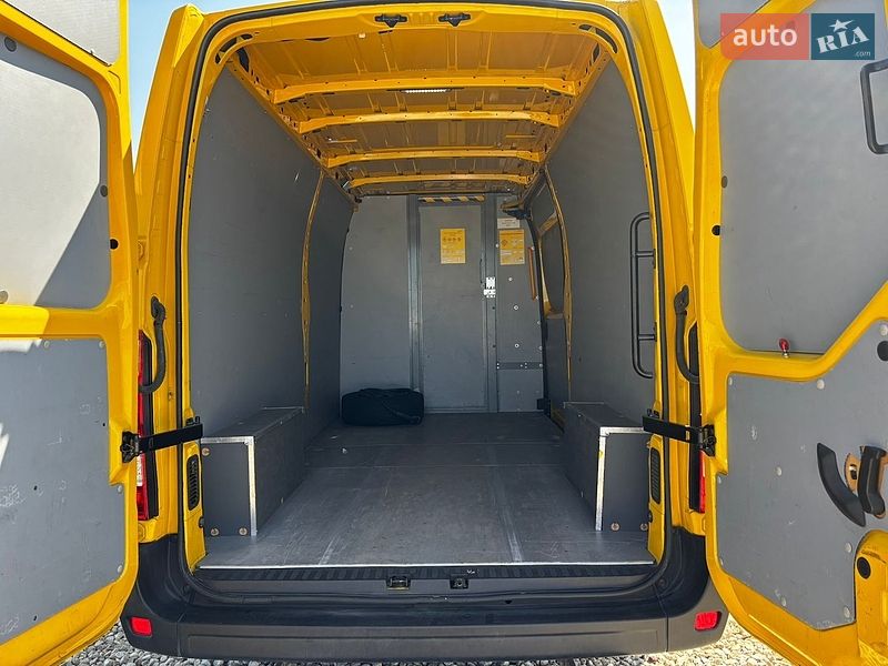 Микроавтобус грузовой (до 3,5т) Renault Master 2021 в Львове